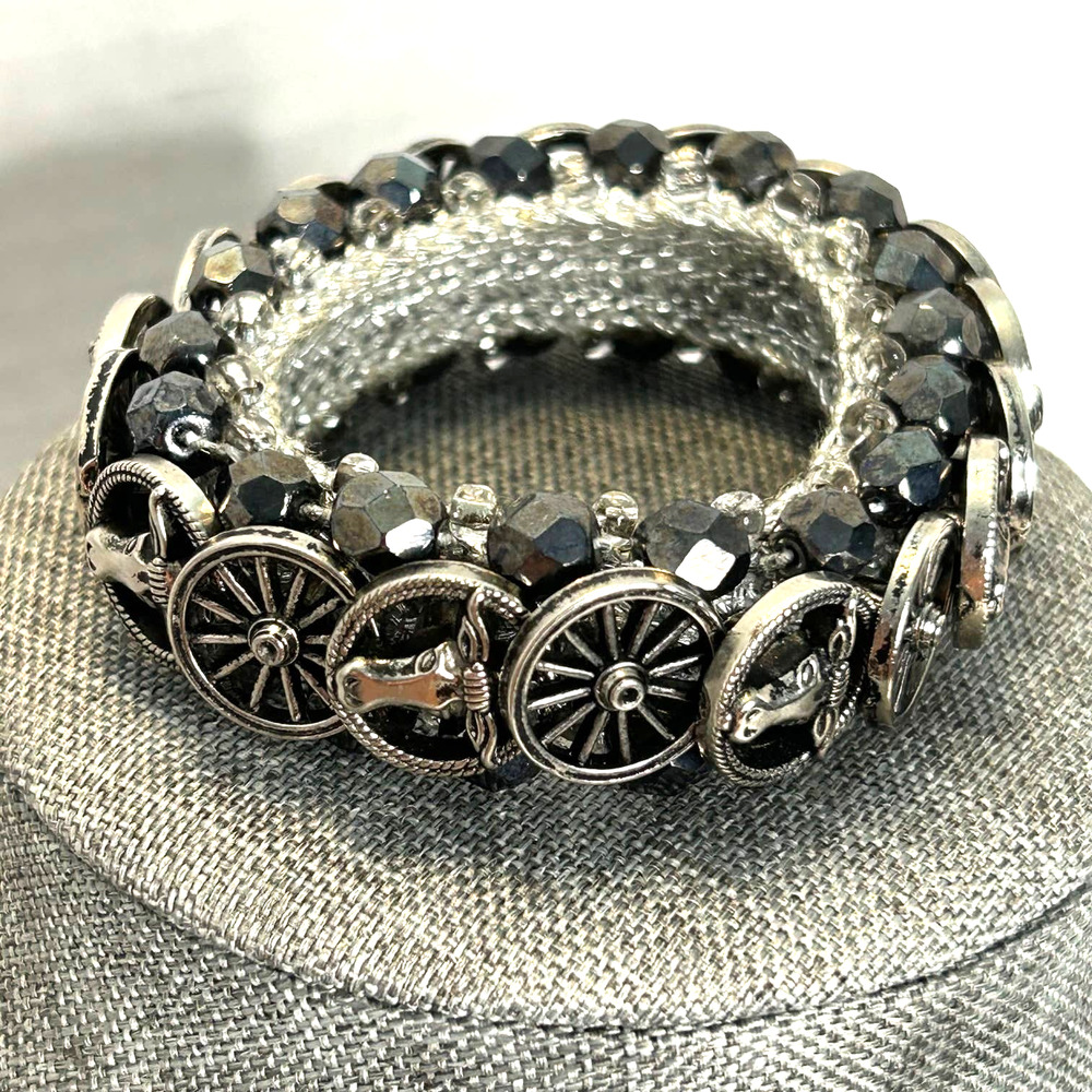 Handmade‎ Stretch Bracelet with Wagon Wheels and Longhorn Cattle